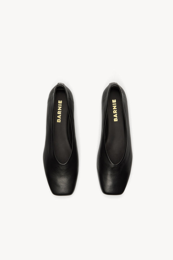 Black Gabrielle ballet flats
