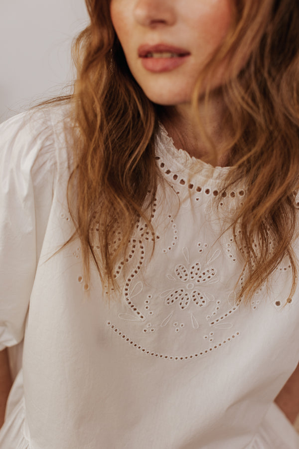 Blouse Deli white