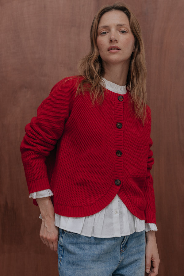 Léane red cardigan