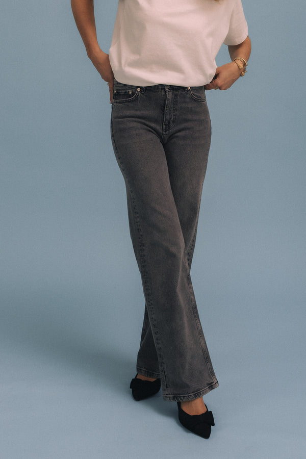 Jean Frany grey