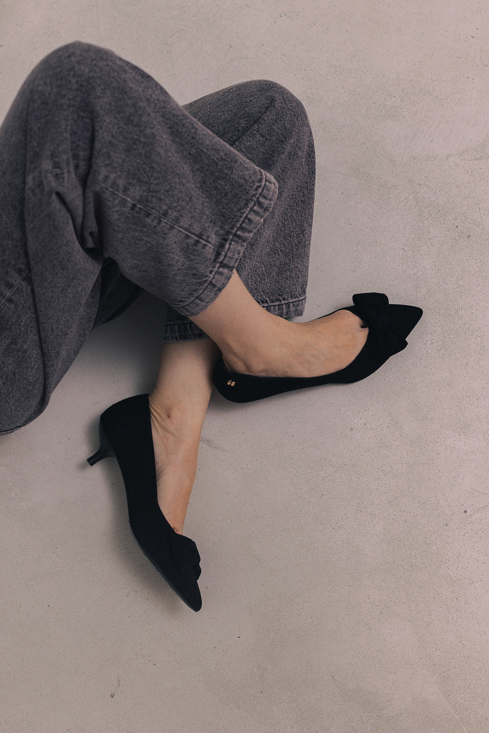 Phoebe black heels