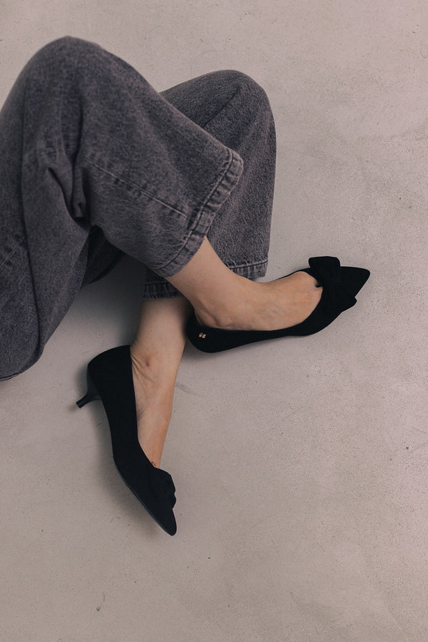 Phoebe black heels