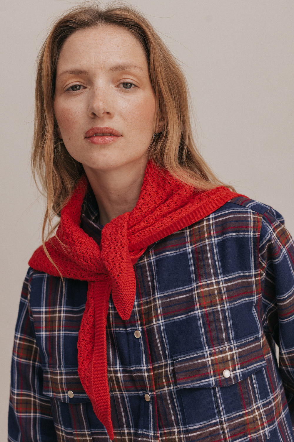 Charly red scarf