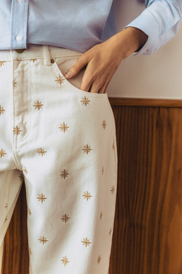 Jean Louis écru broderies