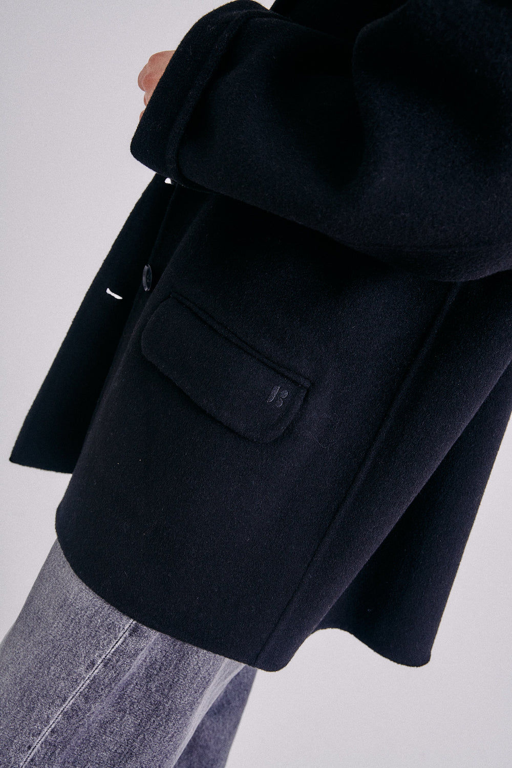 Manteau noir Pio 6