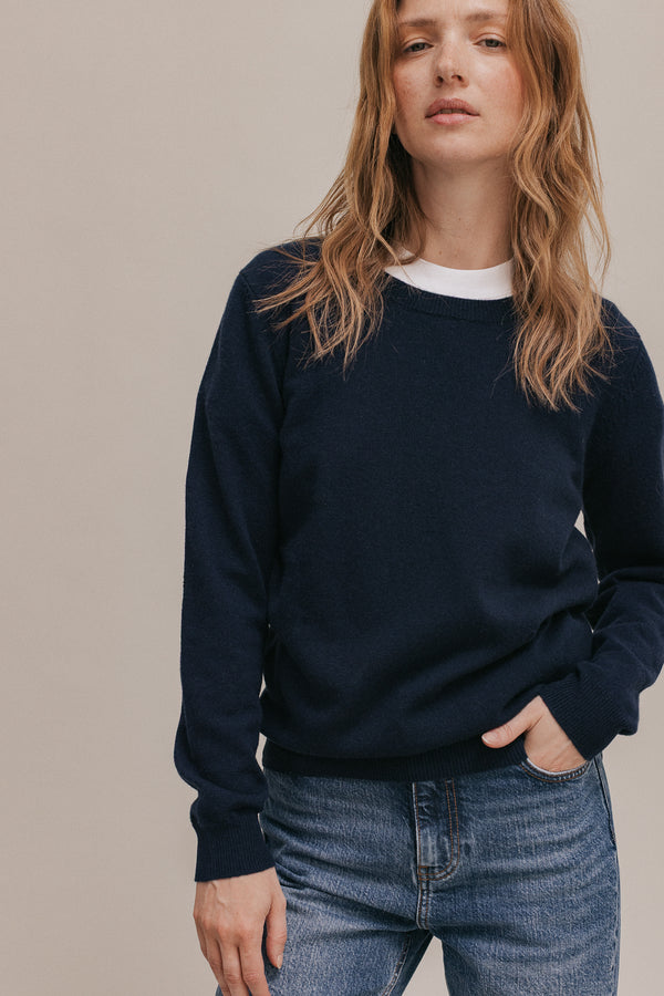 Bertille navy sweater