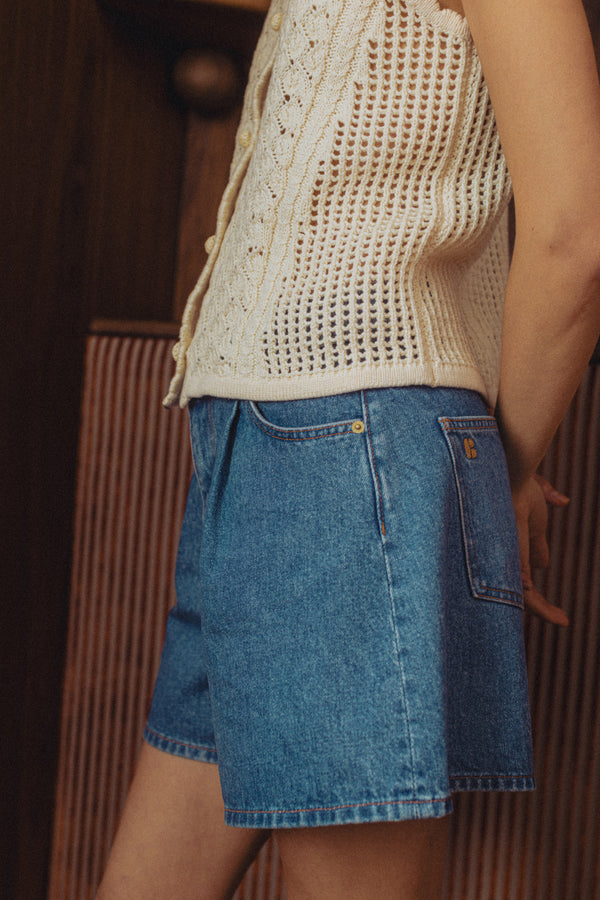 Short Tils medium blue