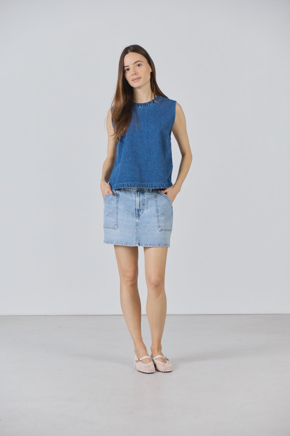 Top Lucile medium blue 2