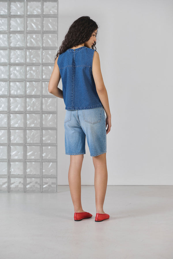Top Lucile medium blue 3
